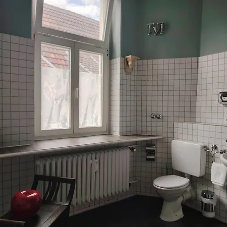 德尔库隆酒店 酒店