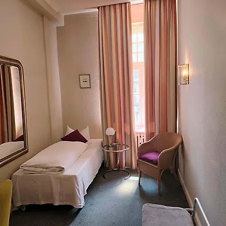 Drei Kronen Hotel