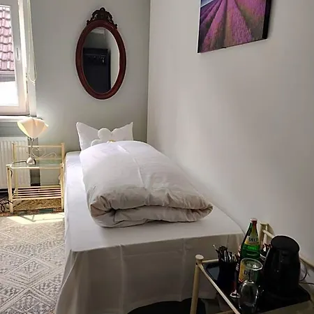 Drei Kronen Otel 2*